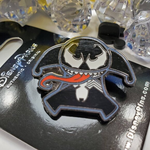 Disney Venom Spiderman Trading Pin Marvel Kawaii Art Lapel Pin Brooch Badge Pin - Picture 4 of 6